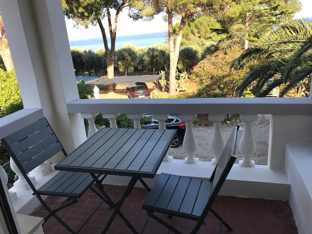 Isola D'Elba Casa Vacanze - Villa Portello - La Casina Bis - Quarzo-Pirite Rio Marina
