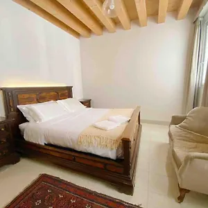 Magnolia Apartment, Easy For Family Appartamento Venezia